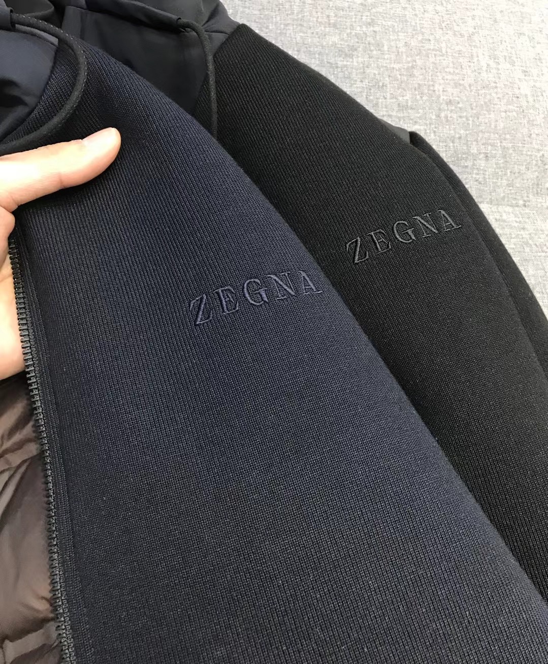 【新品】EZ家族男士商务休闲功能性连帽针织羊毛/白鹅绒/羽绒服外套，香港洋行渠道货，顶级纯正血统品质，意