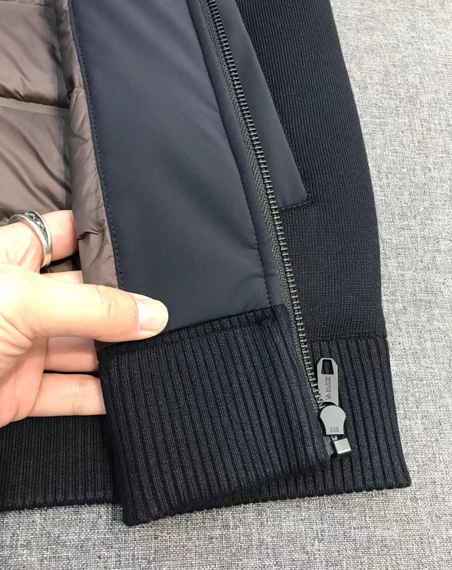 【新品】EZ家族男士商务休闲功能性连帽针织羊毛/白鹅绒/羽绒服外套，香港洋行渠道货，顶级纯正血统品质，意