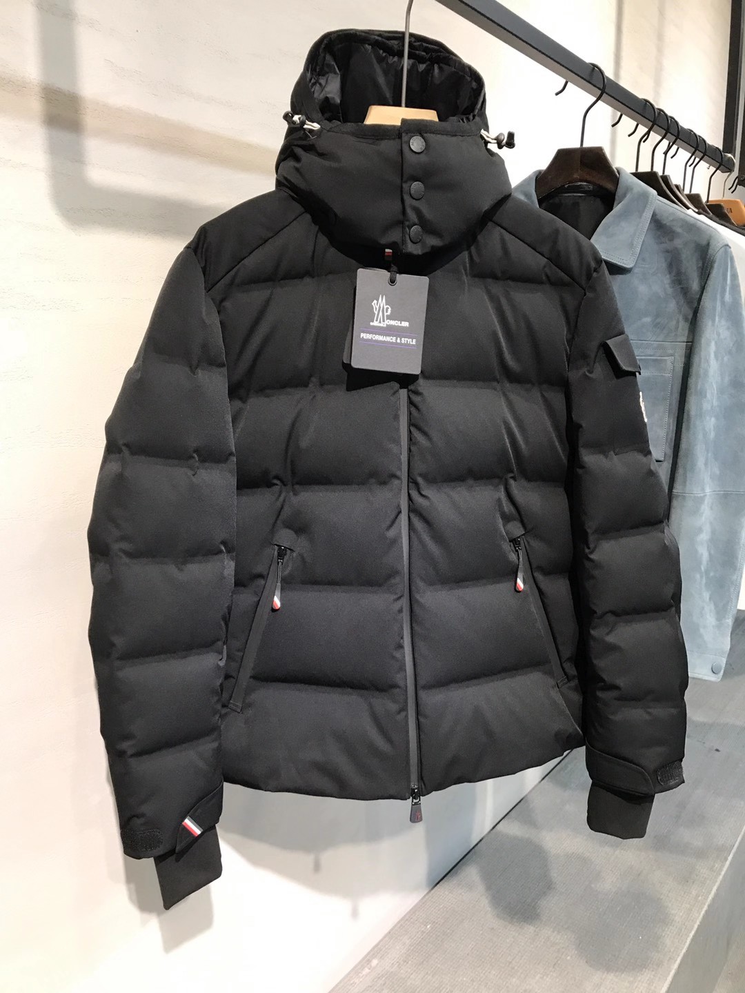 【新品】MON/羽皇男士时装款户外功能性白鹅绒可拆卸帽滑雪羽绒服，贸易公司渠道货，意大利原厂出品，官网主