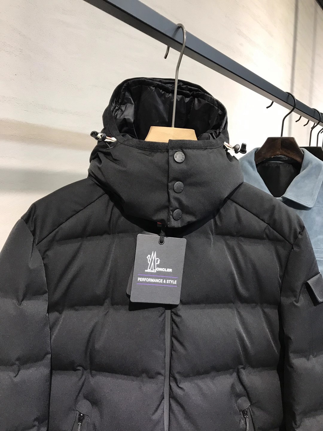 【新品】MON/羽皇男士时装款户外功能性白鹅绒可拆卸帽滑雪羽绒服，贸易公司渠道货，意大利原厂出品，官网主