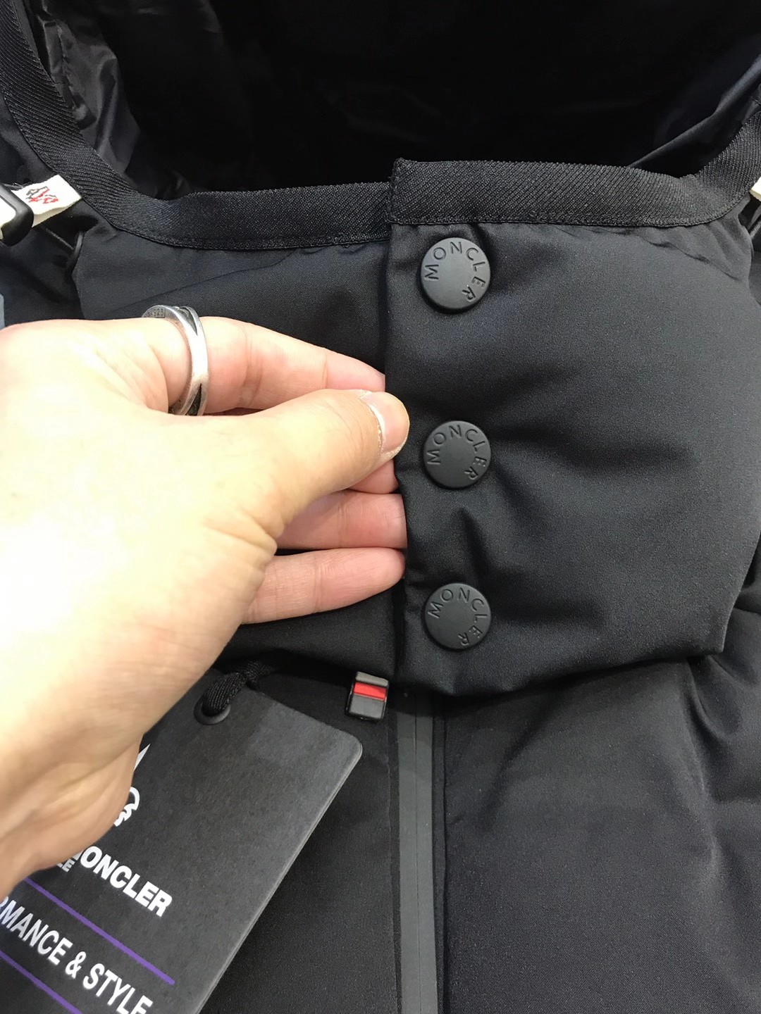 【新品】MON/羽皇男士时装款户外功能性白鹅绒可拆卸帽滑雪羽绒服，贸易公司渠道货，意大利原厂出品，官网主