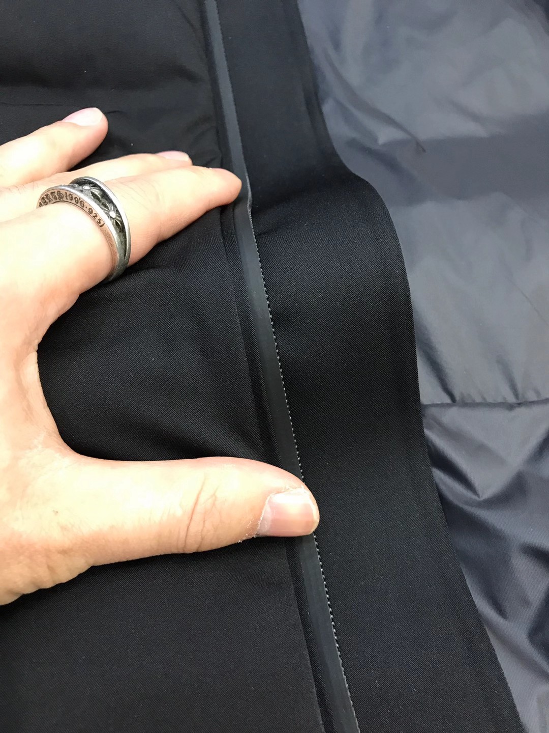 【新品】MON/羽皇男士时装款户外功能性白鹅绒可拆卸帽滑雪羽绒服，贸易公司渠道货，意大利原厂出品，官网主