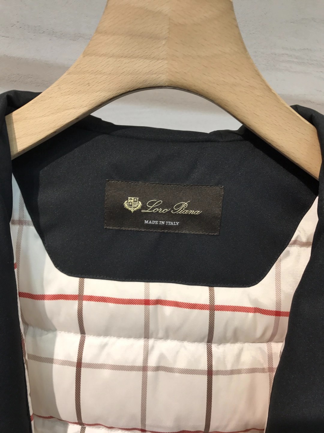 【新品】lP🆕家族男士高端商务休闲连帽羽绒服外套，上海贸易公司渠道货，系出名门，100%纯正血统品质，意