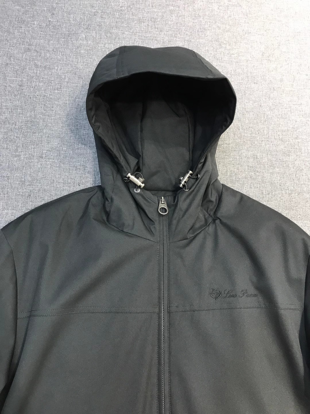 【新品】lP🆕家族男士高端商务休闲连帽羽绒服外套，上海贸易公司渠道货，系出名门，100%纯正血统品质，意