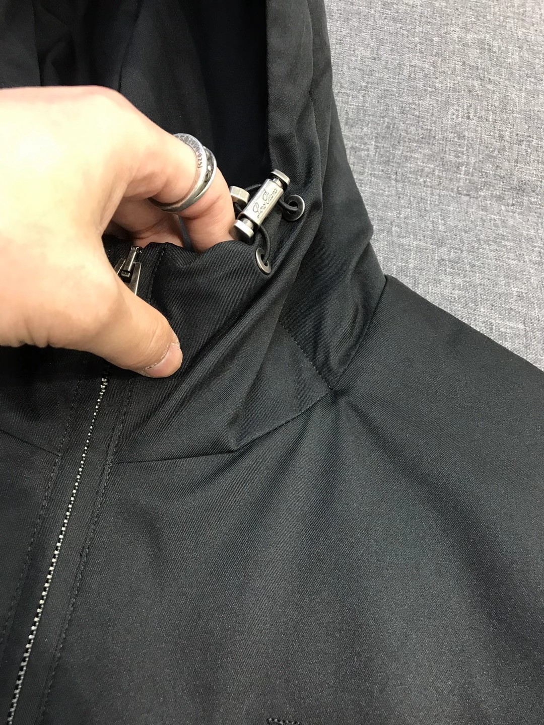 【新品】lP🆕家族男士高端商务休闲连帽羽绒服外套，上海贸易公司渠道货，系出名门，100%纯正血统品质，意