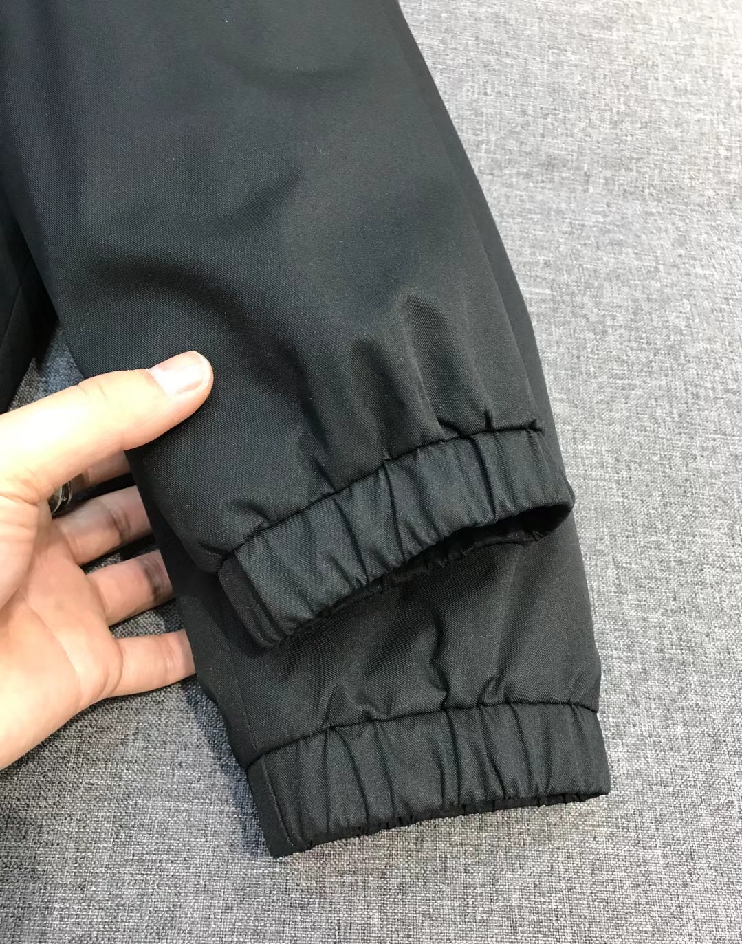 【新品】lP🆕家族男士高端商务休闲连帽羽绒服外套，上海贸易公司渠道货，系出名门，100%纯正血统品质，意