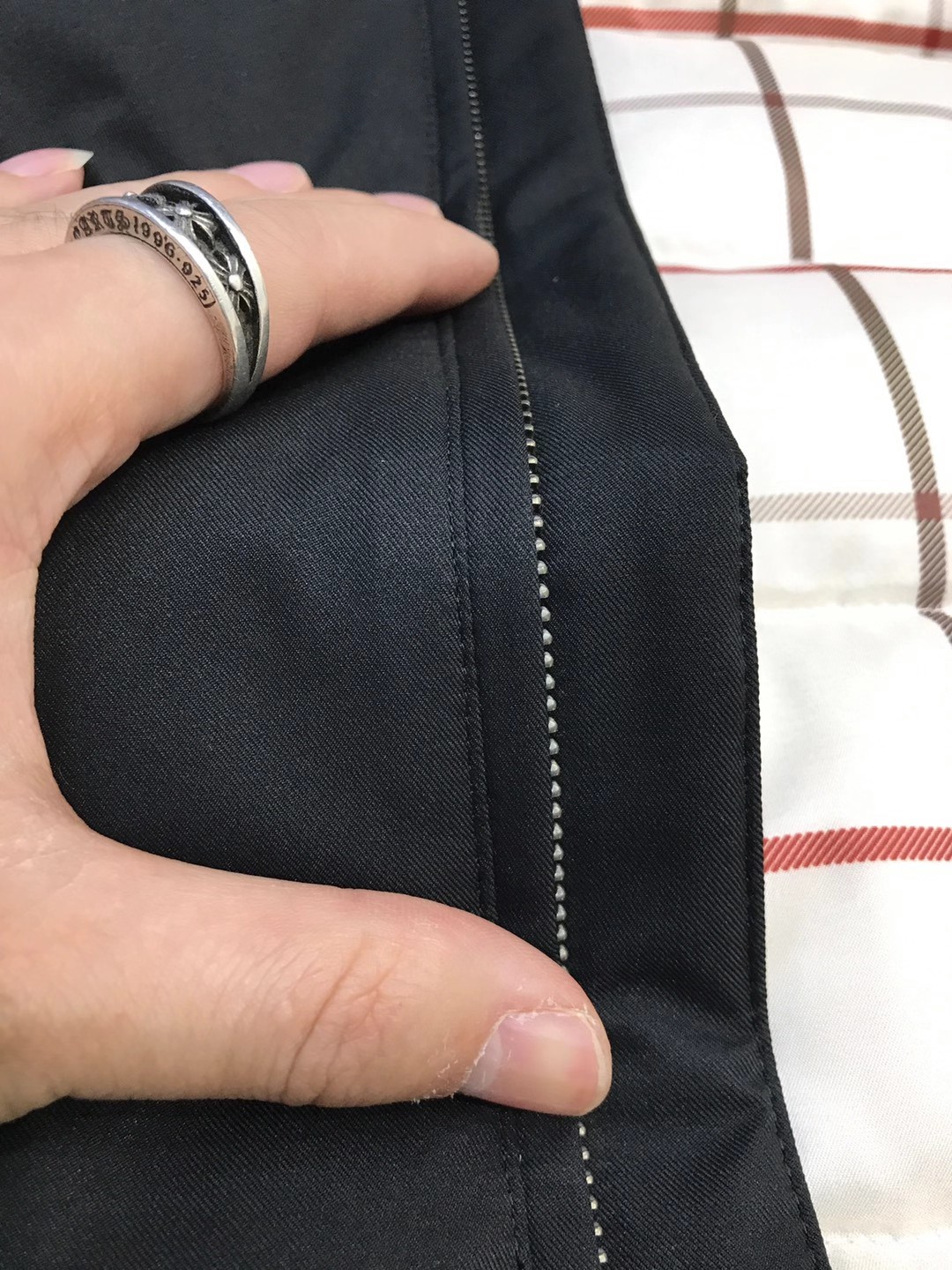 【新品】lP🆕家族男士高端商务休闲连帽羽绒服外套，上海贸易公司渠道货，系出名门，100%纯正血统品质，意