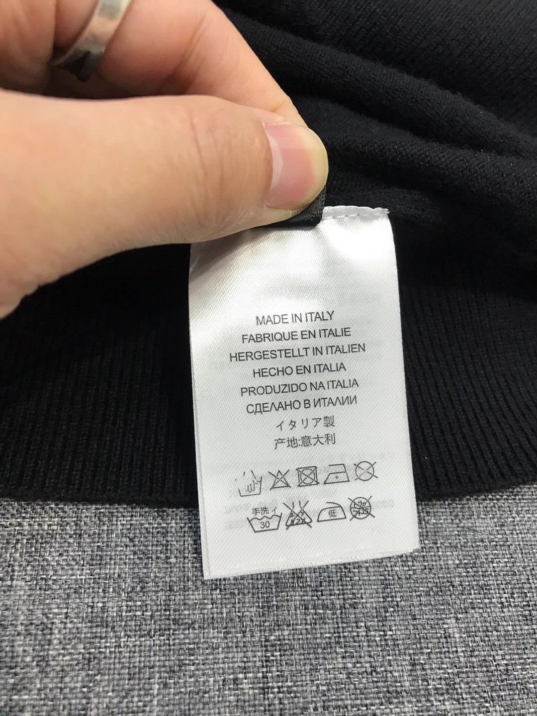 【新品】Gu男士时装款休闲圆领美利奴羊毛衫/毛衣，香港洋行渠道臻品，25年F/W秋冬新品，纯正血统品质，