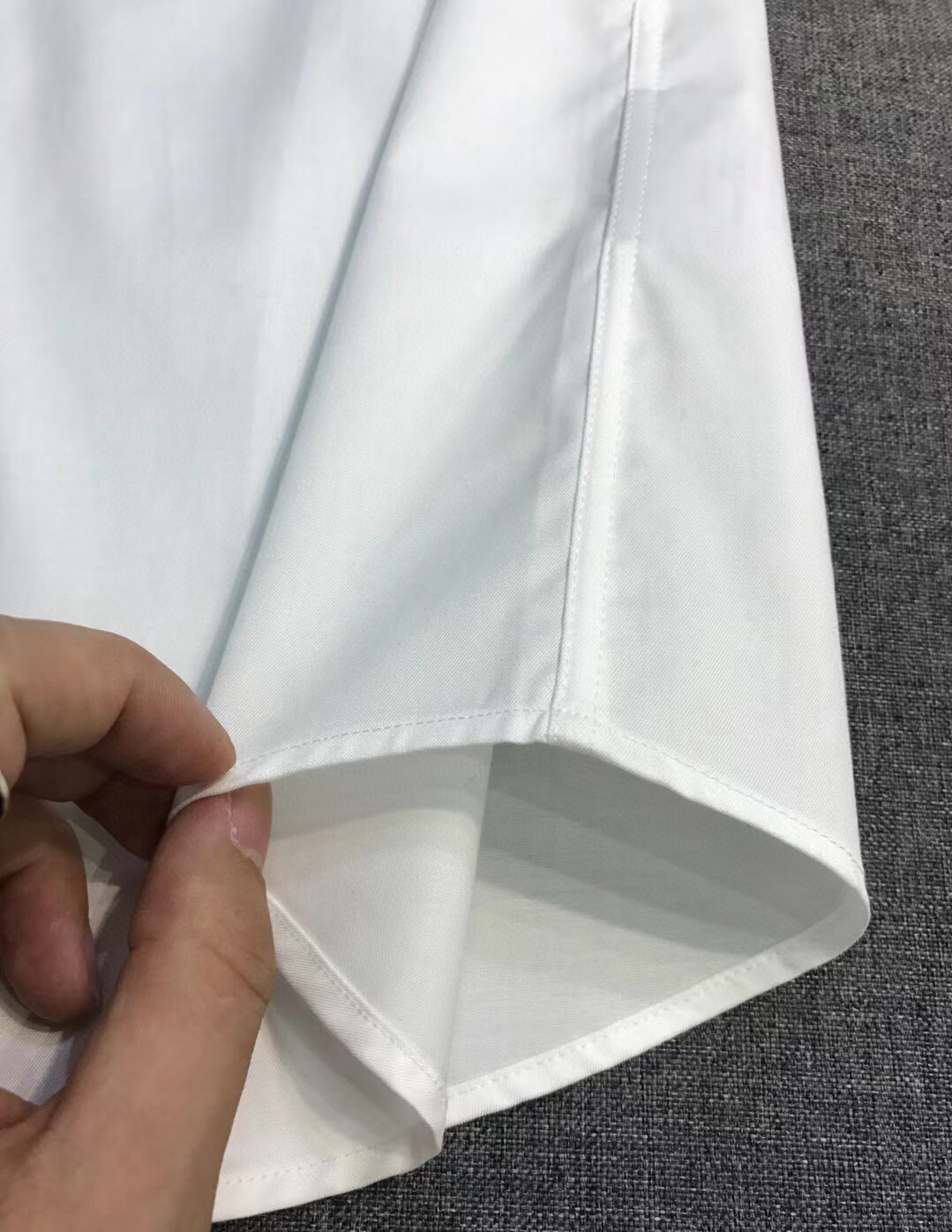 【新品】CD.HOMME家族男士时装款袖扣正装商务休闲长袖衬衫，香港洋行渠道货，重磅级品鉴奢华之物，高级