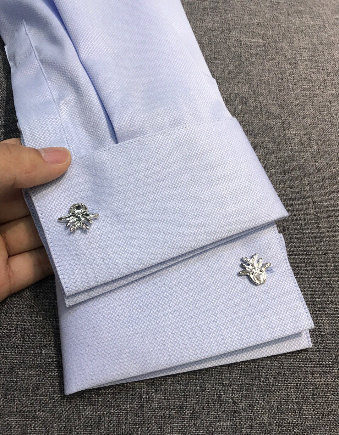 【新品】CD.HOMME家族男士时装款袖扣正装商务休闲长袖衬衫，香港洋行渠道货，重磅级品鉴奢华之物，高级