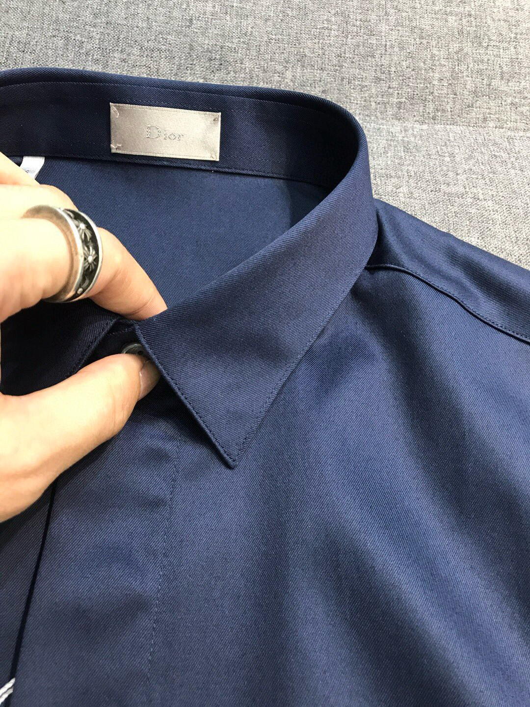 【新品】CD.HOMME家族男士时装款袖扣正装商务休闲长袖衬衫，香港洋行渠道货，重磅级品鉴奢华之物，高级