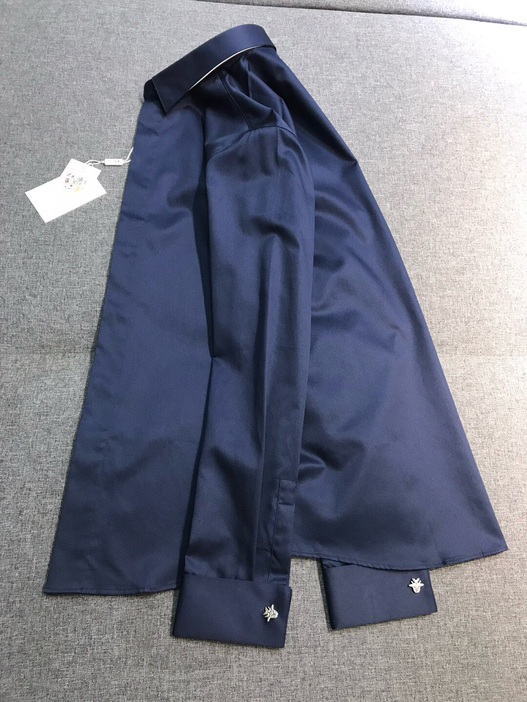 【新品】CD.HOMME家族男士时装款袖扣正装商务休闲长袖衬衫，香港洋行渠道货，重磅级品鉴奢华之物，高级