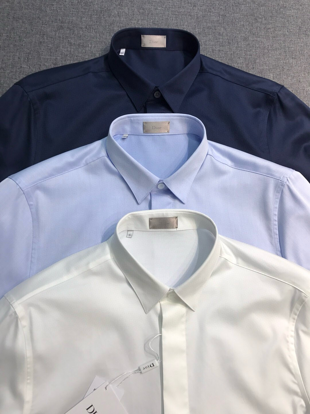 【新品】CD.HOMME家族男士时装款袖扣正装商务休闲长袖衬衫，香港洋行渠道货，重磅级品鉴奢华之物，高级