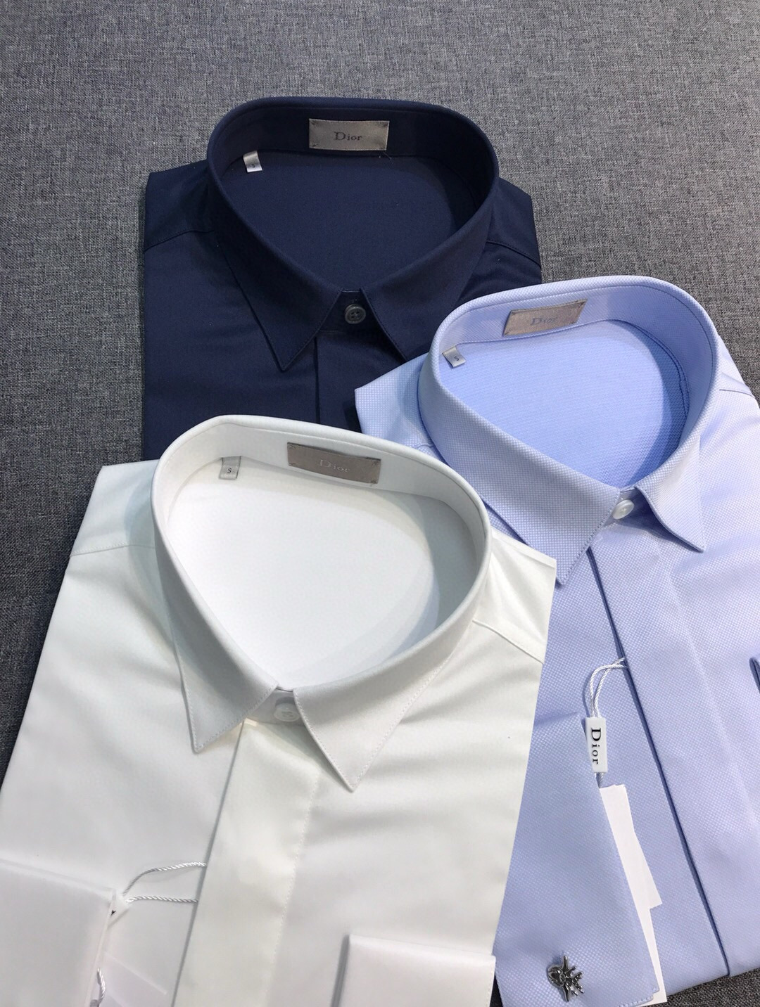 【新品】CD.HOMME家族男士时装款袖扣正装商务休闲长袖衬衫，香港洋行渠道货，重磅级品鉴奢华之物，高级