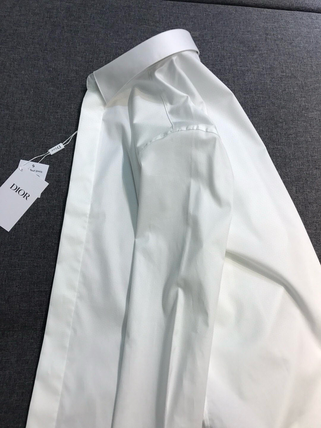 【新品】CD.HOMME家族男士时装款袖扣正装商务休闲长袖衬衫，香港洋行渠道货，重磅级品鉴奢华之物，高级