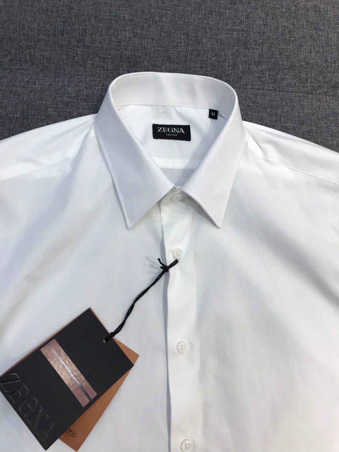 【新品-EZ家族男士高端商务正装休闲袖扣款长袖衬衫，顶级香港洋行货，纯血统品质，葡萄牙代工出品，26年官