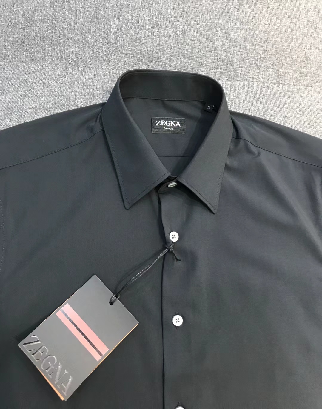 【新品-EZ家族男士高端商务正装休闲袖扣款长袖衬衫，顶级香港洋行货，纯血统品质，葡萄牙代工出品，26年官