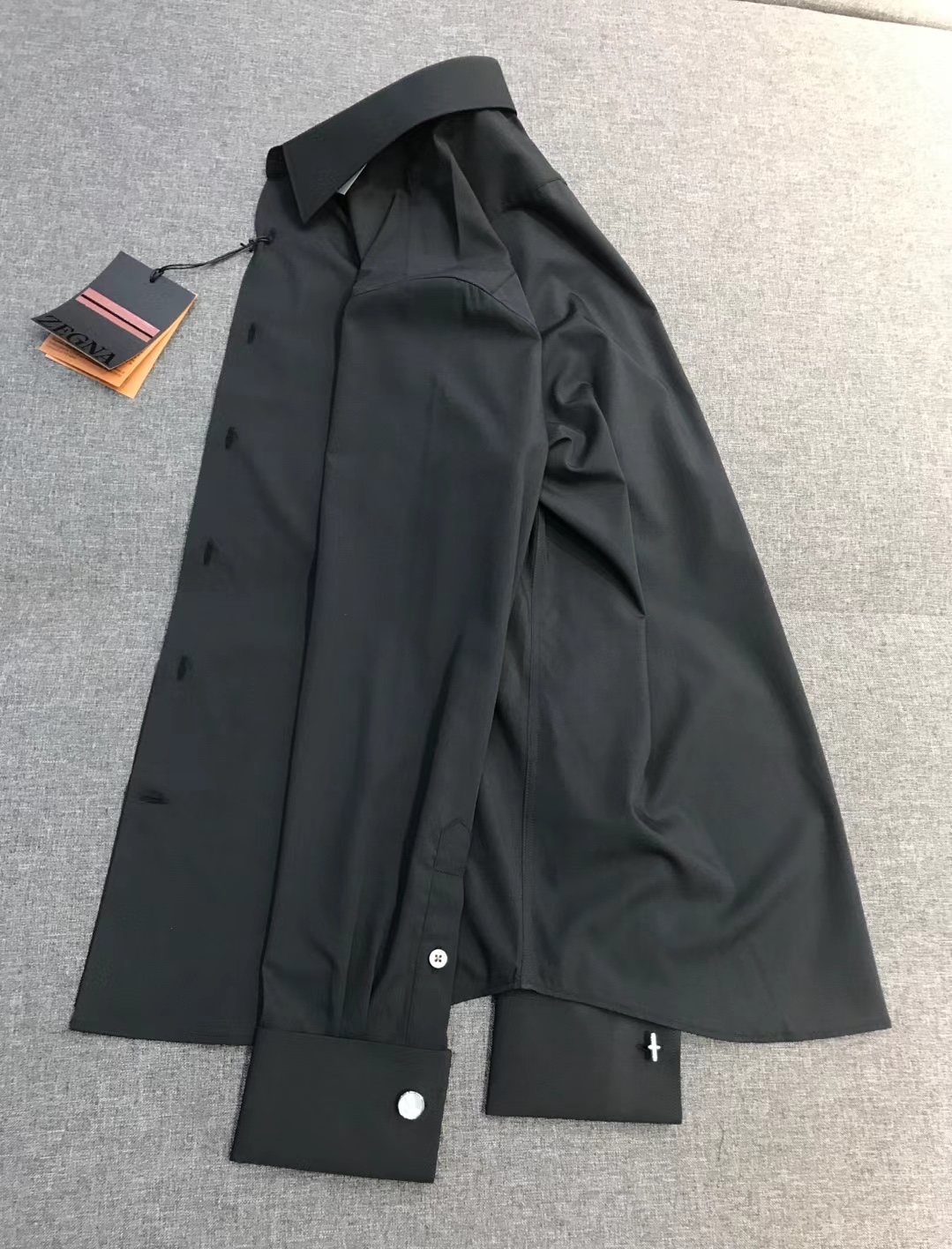 【新品-EZ家族男士高端商务正装休闲袖扣款长袖衬衫，顶级香港洋行货，纯血统品质，葡萄牙代工出品，26年官