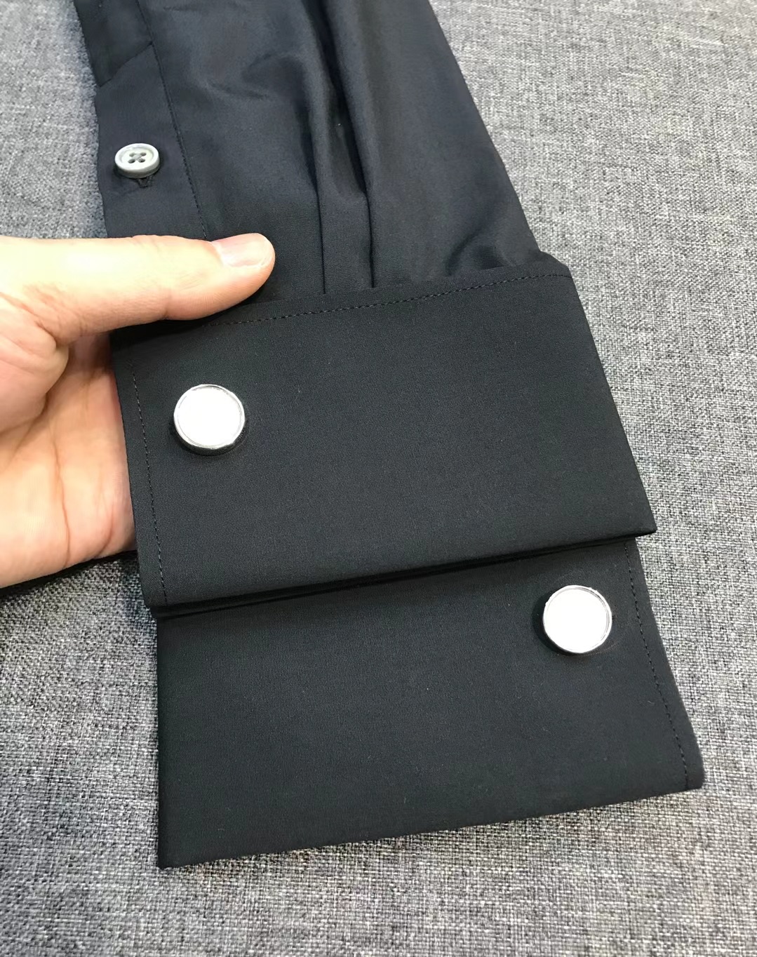 【新品-EZ家族男士高端商务正装休闲袖扣款长袖衬衫，顶级香港洋行货，纯血统品质，葡萄牙代工出品，26年官