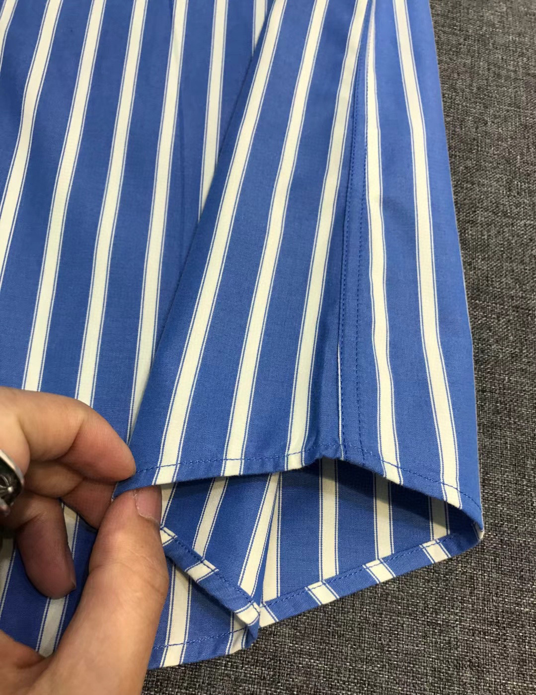 【新品】-Gu家族男士高端时装款条纹长袖衬衫，香港洋行渠道货，26年早春新品，经典明星级单品，广告画册形