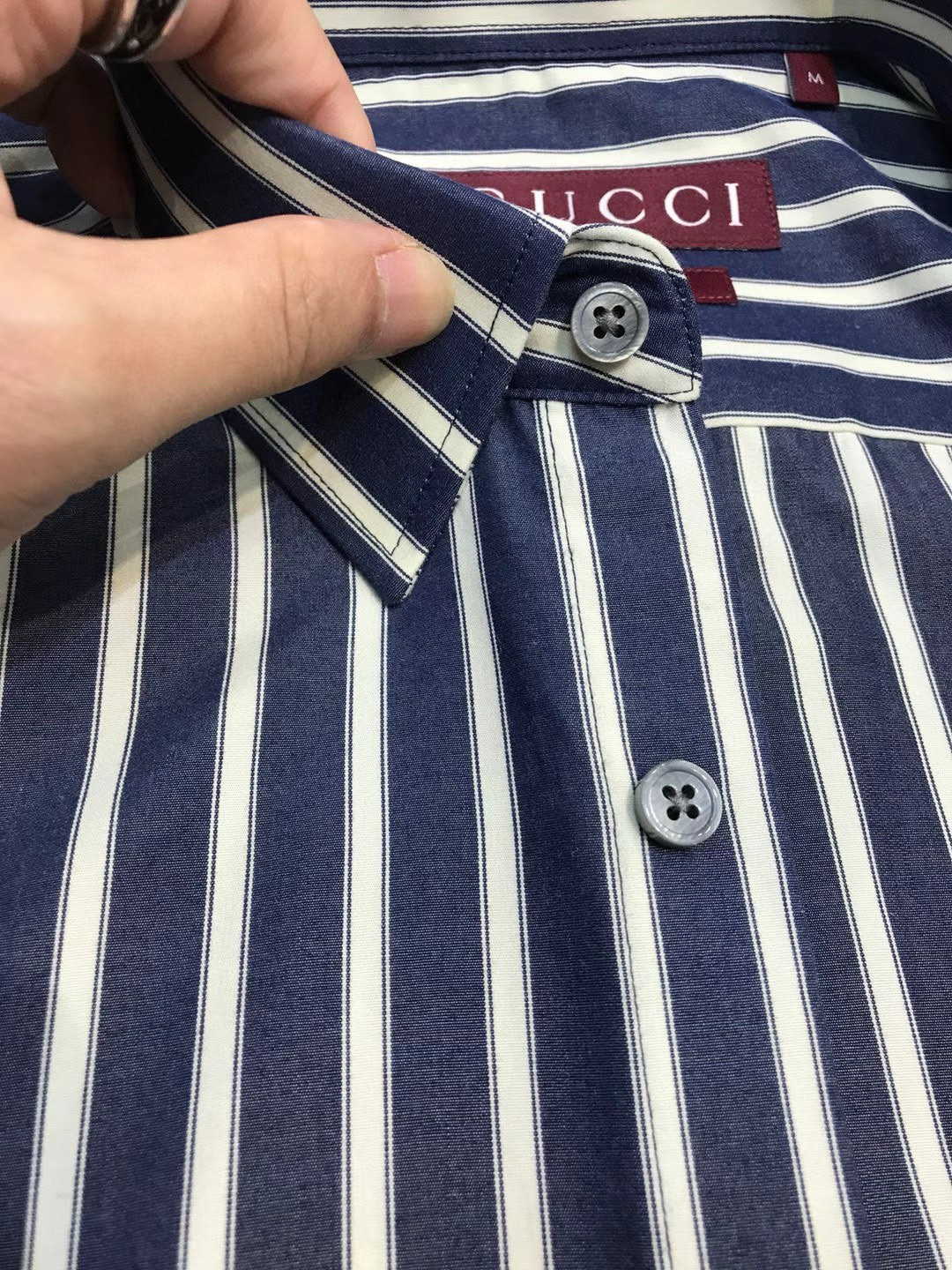【新品】-Gu家族男士高端时装款条纹长袖衬衫，香港洋行渠道货，26年早春新品，经典明星级单品，广告画册形
