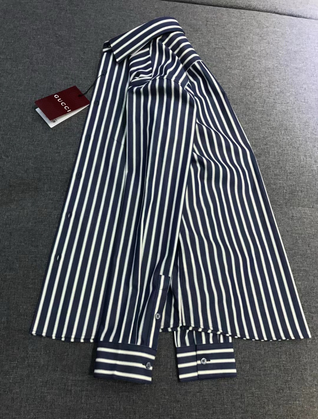 【新品】-Gu家族男士高端时装款条纹长袖衬衫，香港洋行渠道货，26年早春新品，经典明星级单品，广告画册形