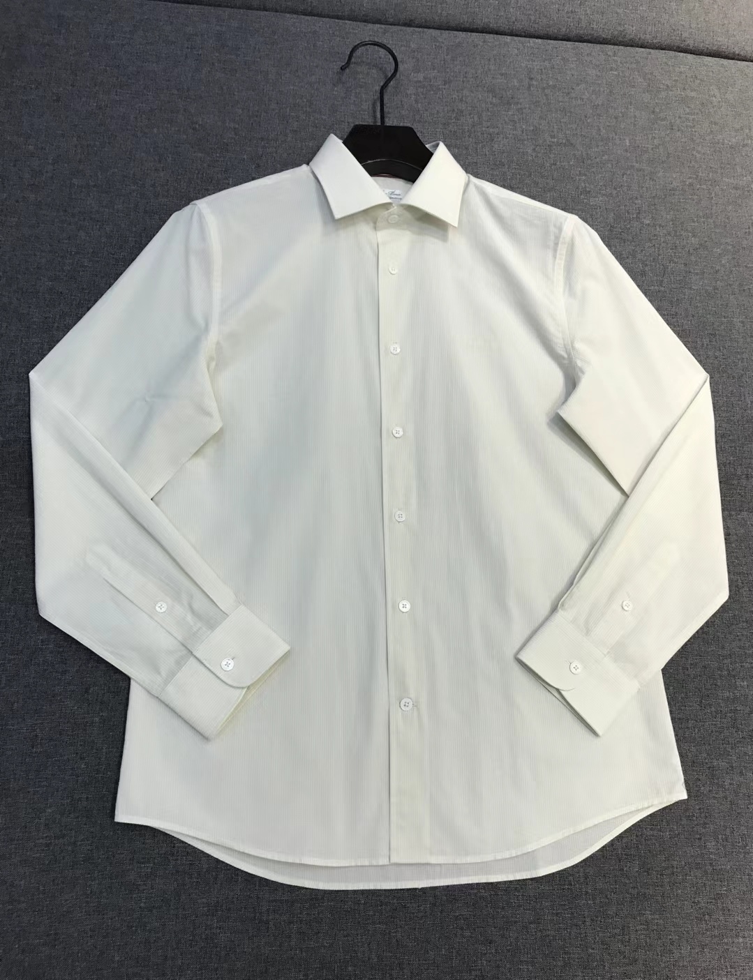 【新品】-loro Piana男士高端商务休闲提花长袖衬衫，贸易公司渠道臻品，系出名门，纯正血统品质，2