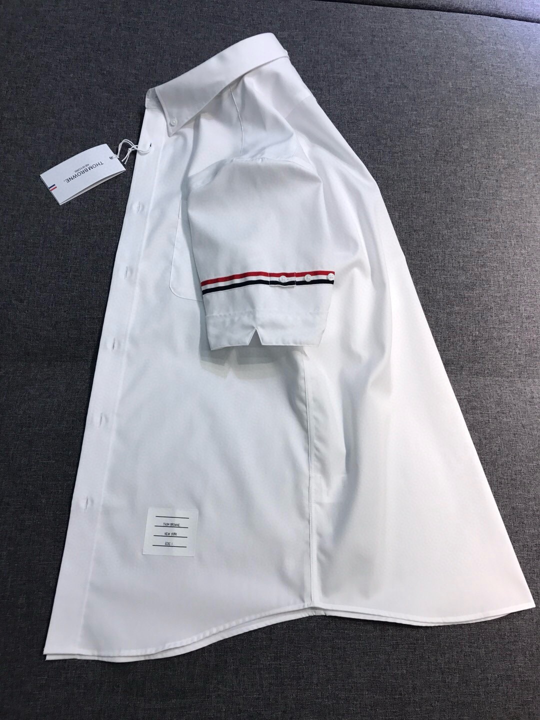 【新品】-TB/布朗尼男士时装款短袖衬衫，贸易公司渠道货，源自日本代工出品，26年春夏秀场系列，买手店里