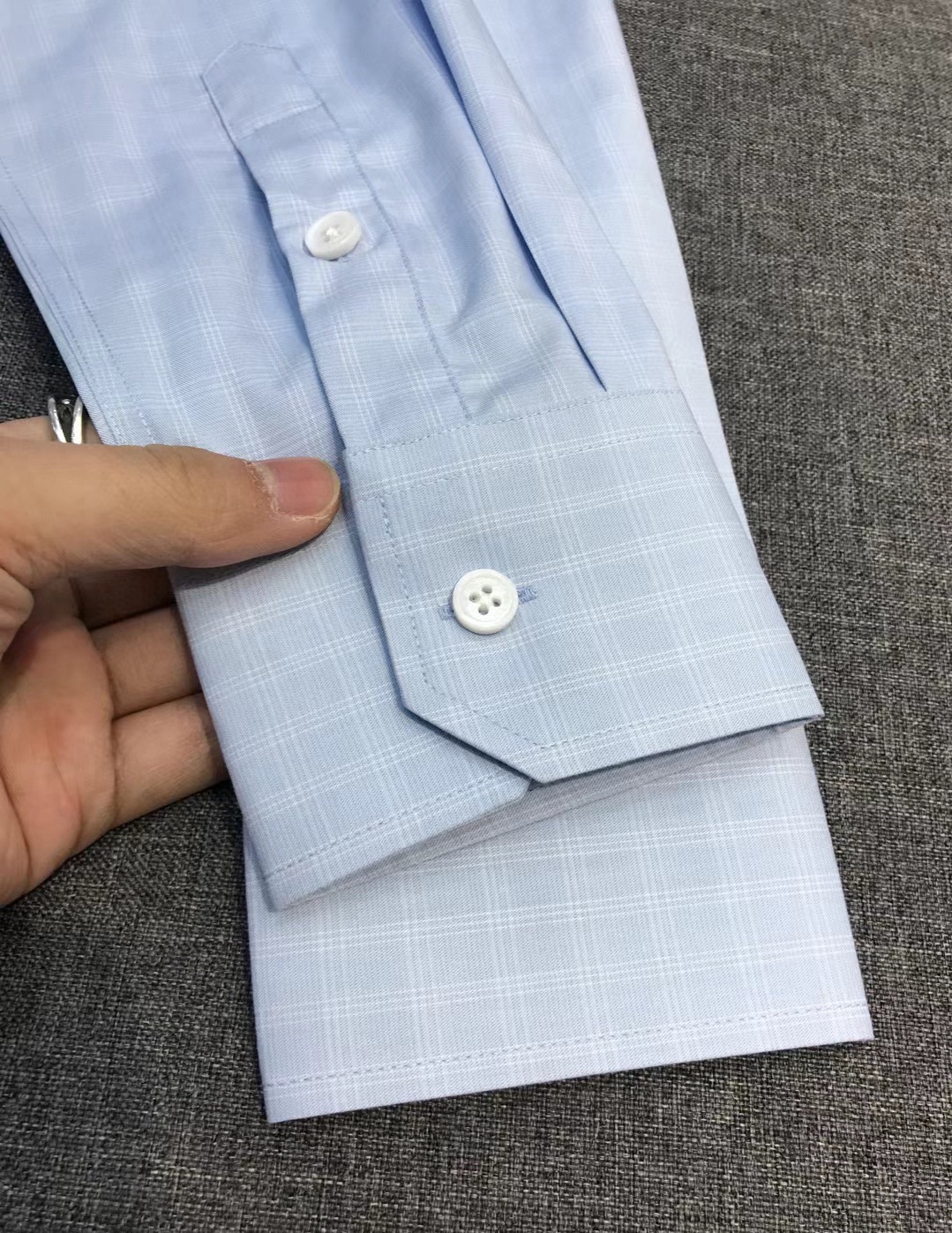 【新品】Gu家族男士高端时装款格纹长袖衬衫，香港洋行渠道货，26年早春新品，经典明星级单品，广告画册形象
