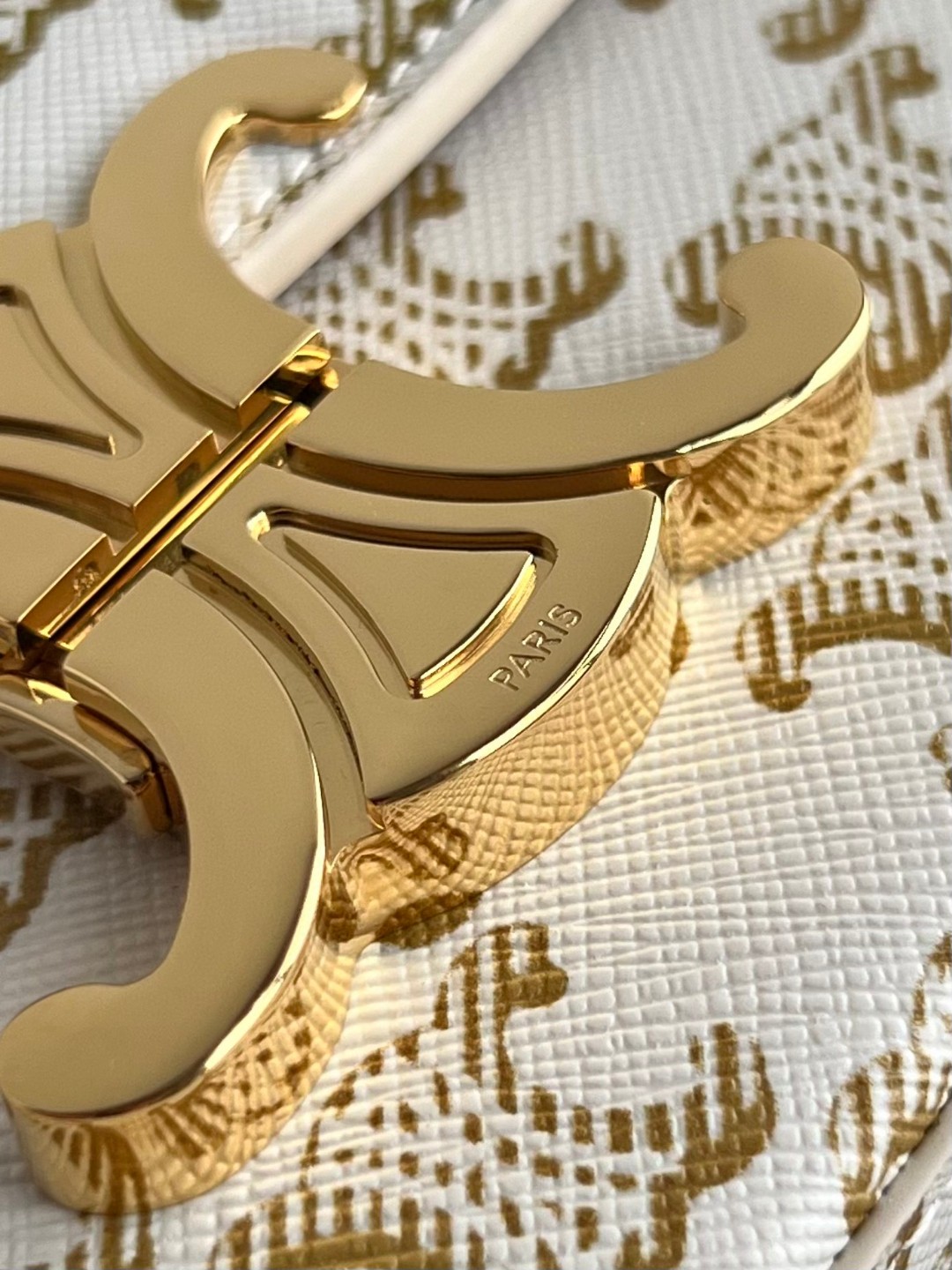 【原厂正品级】【重磅推出 全新升级】ZP打版，采用原厂皮，全钢五金， CELINE TRIOMPHR 凯