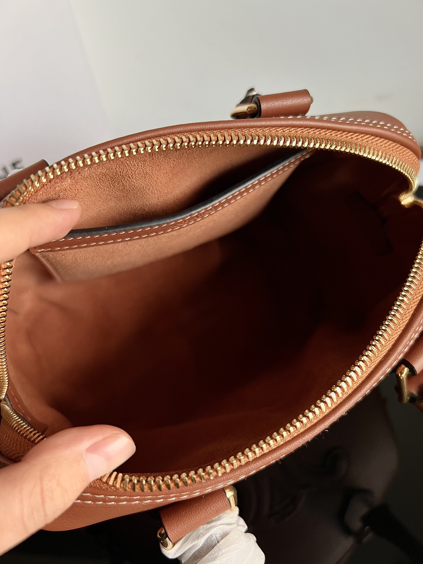 🅲🅴🅻🅸🅽🅴 小号光滑牛皮革波士顿包【原厂牛皮全钢五金升级版】尺寸：20 X 14 X 10.5cm，翻