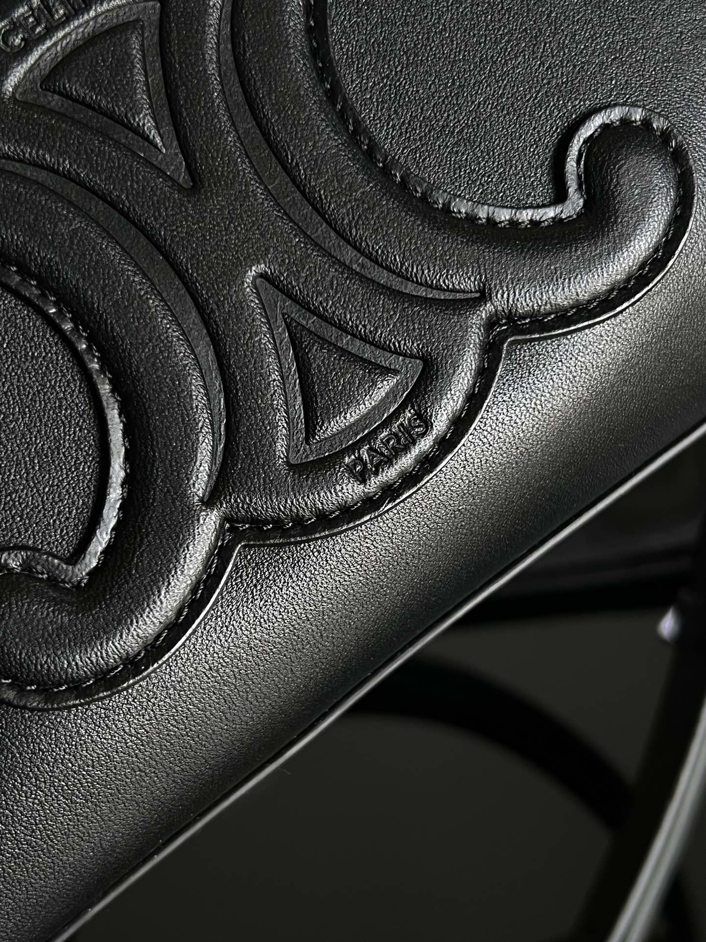 🅲🅴🅻🅸🅽🅴 小号光滑牛皮革波士顿包【原厂牛皮全钢五金升级版】尺寸：20 X 14 X 10.5cm，翻