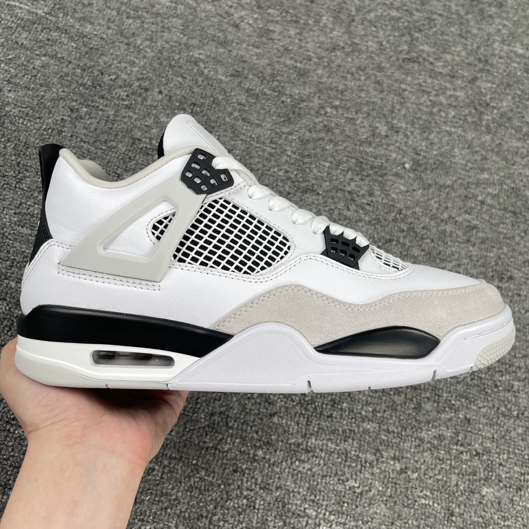 AJ4灰白黑尺码:40-47福利特价