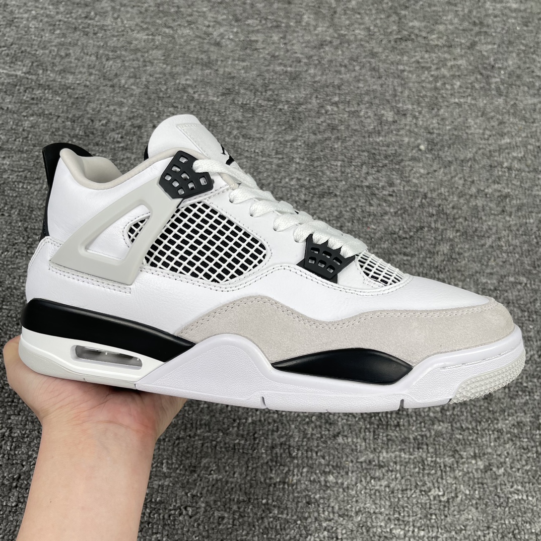 AJ4灰白黑尺码:40-47福利特价