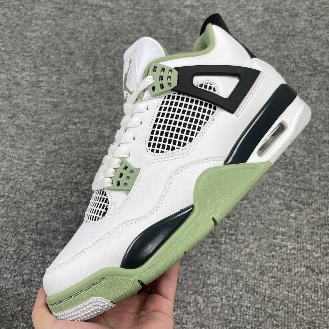 AJ4白绿黑尺码:40-47福利特价