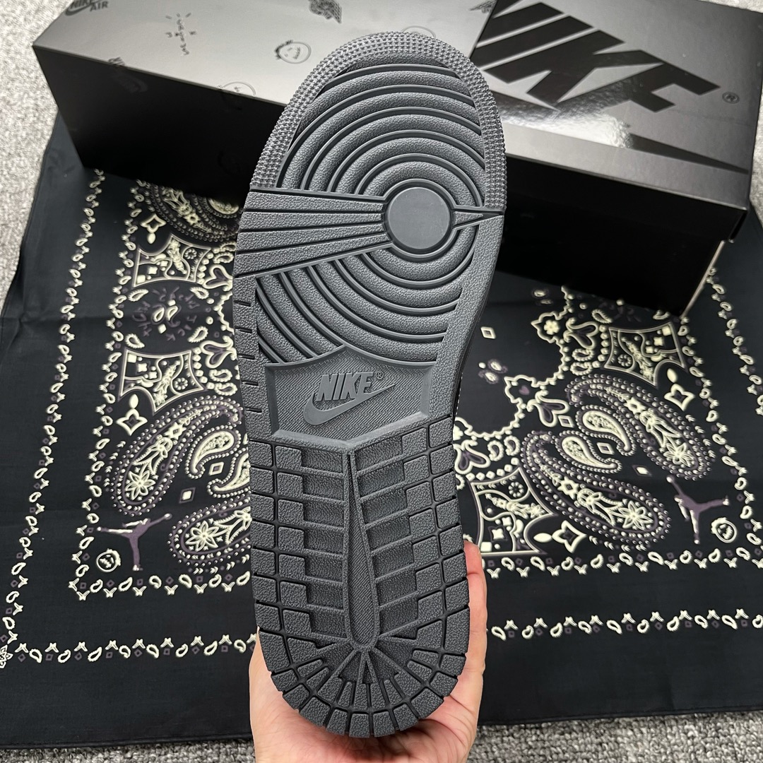 AJLow倒钩全黑尺码40-47.5总裁Y3版出品-StockX-TravisScottxAirJord