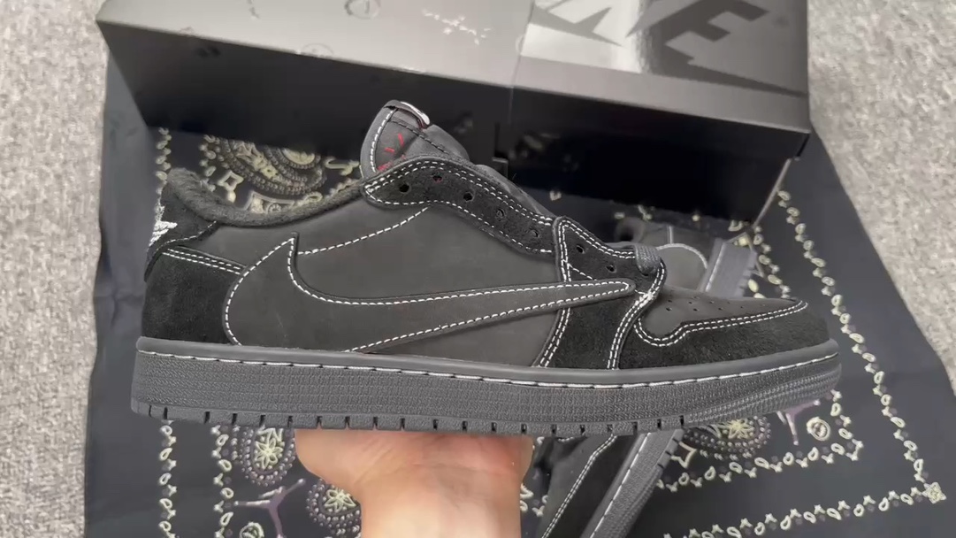 AJLow倒钩全黑尺码40-47.5总裁Y3版出品-StockX-TravisScottxAirJord