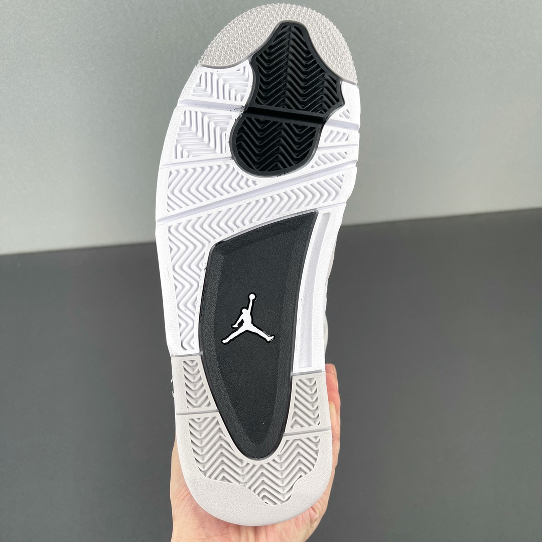 第二波原厂材料福利外贸AirJordan4小白水泥实拍图专注外贸的工厂国外款式速度最快原厂材料原厂配件版