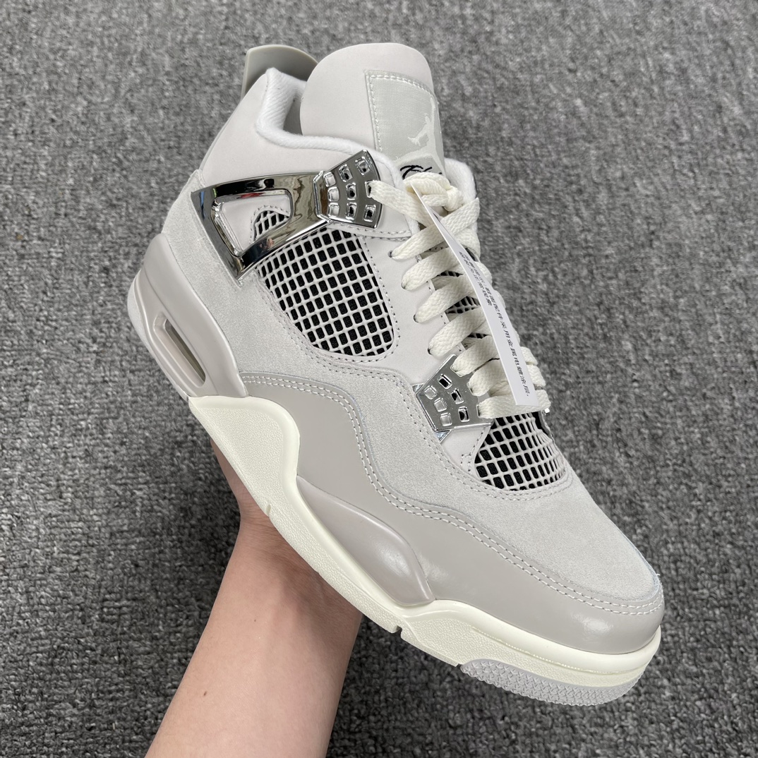 AJ4银扣尺码40-48.5全码出货AirJordan4WMNSFrozenMoments银扣灰色AQ9