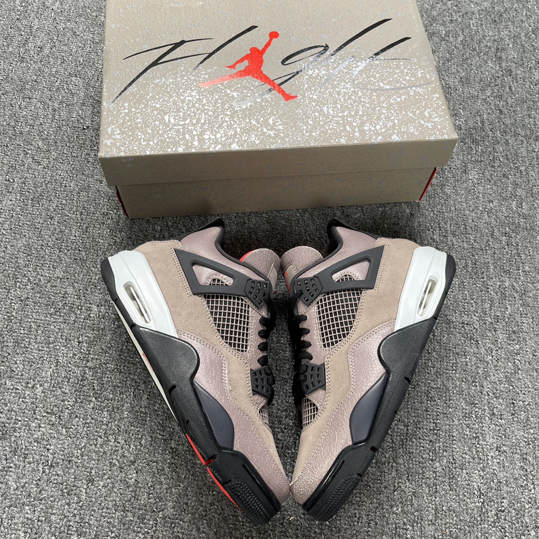 AJ4摩卡尺码:40-48.5AirJordan4AJ4摩卡黑棕麂皮小TS篮球鞋DB0732-200