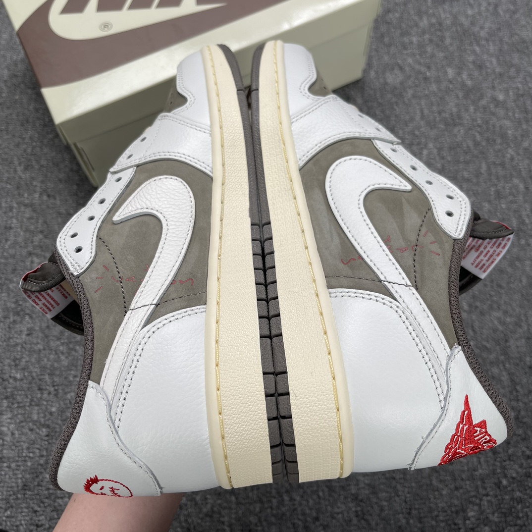 AJ1Low白棕倒钩鞋码36-47.5纯原福利特价-TravisScottxAirJordan1Reve