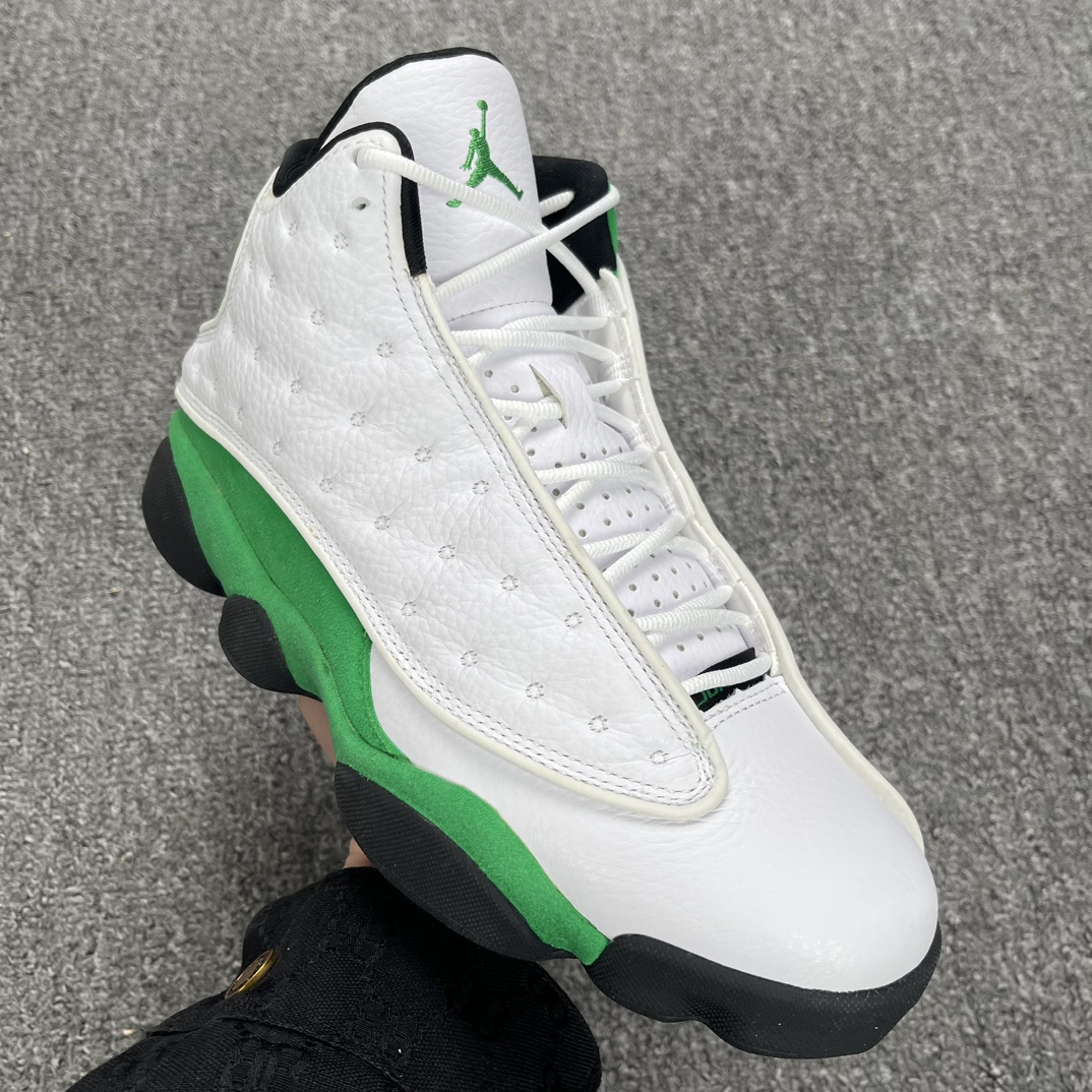 福利套现帮好友抵账套现13代配色东莞顶级工厂AirJordan13白绿配色之前市场300大几的现在低于半