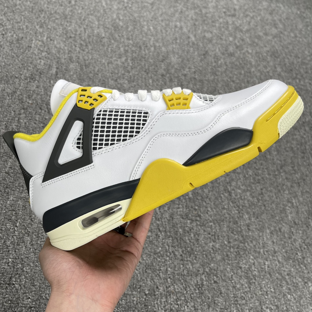 外贸Y版AirJordan4新黑黄出货老牌外贸工厂之前不流通市场的版本由于行情低迷工厂大幅度降价进入市场