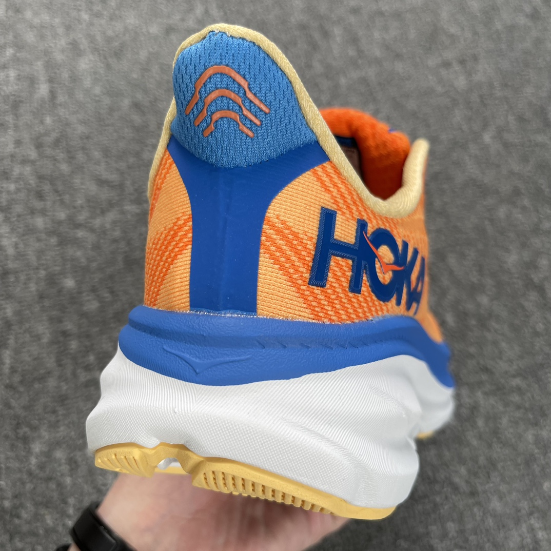 HOKAONEONEClifton克里夫顿9代专业性能减震公路跑步鞋美国特供批次轻盈透气的针织网面和纱线