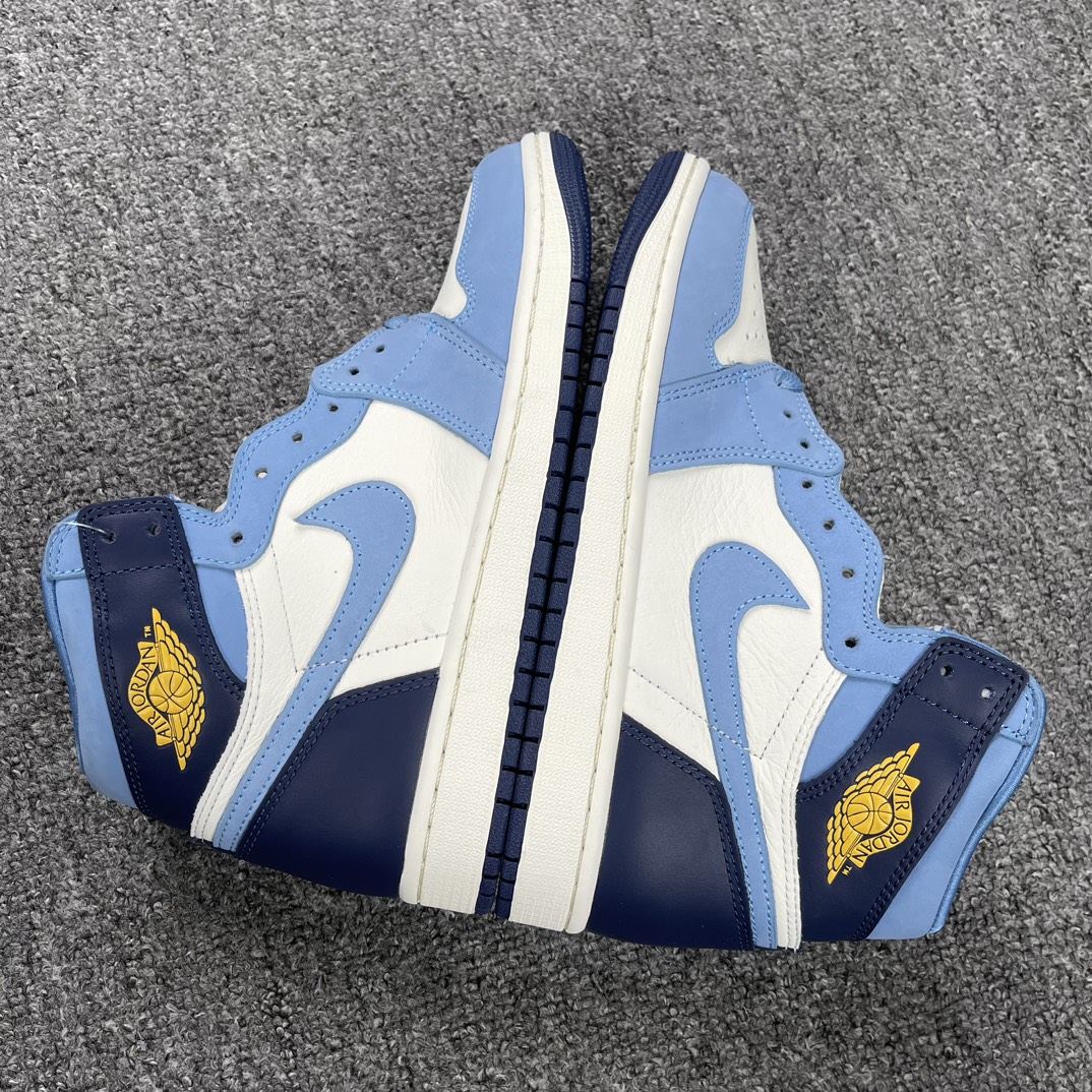 ️工厂清仓大型福利开闸️外贸F版AirJordan1RetroHigh“FirstInFIight”北卡