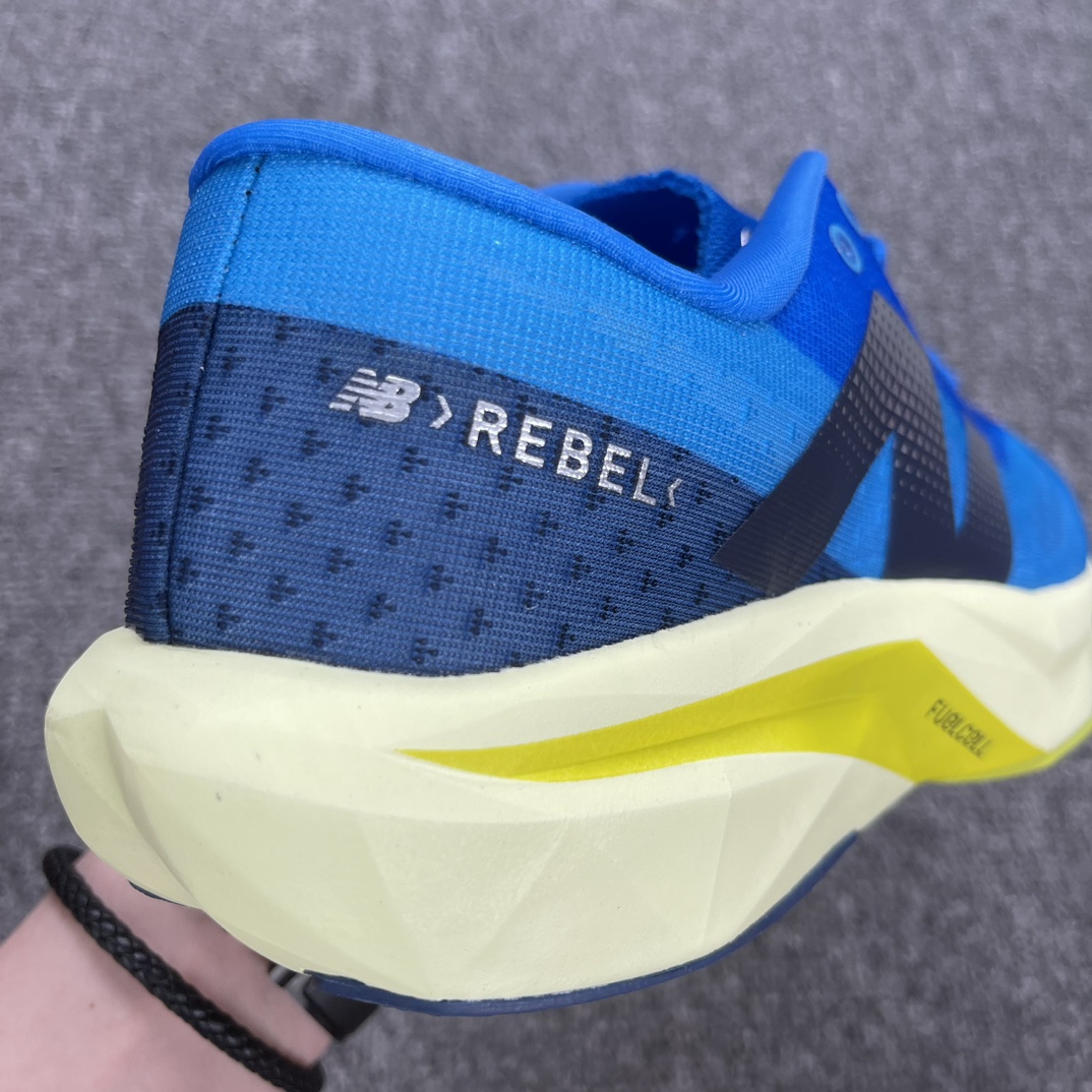 Z版NewBalanceFuelCellRebelV4菁英网布減震防滑低帮跑步鞋蓝黄色货号MFCXLV4