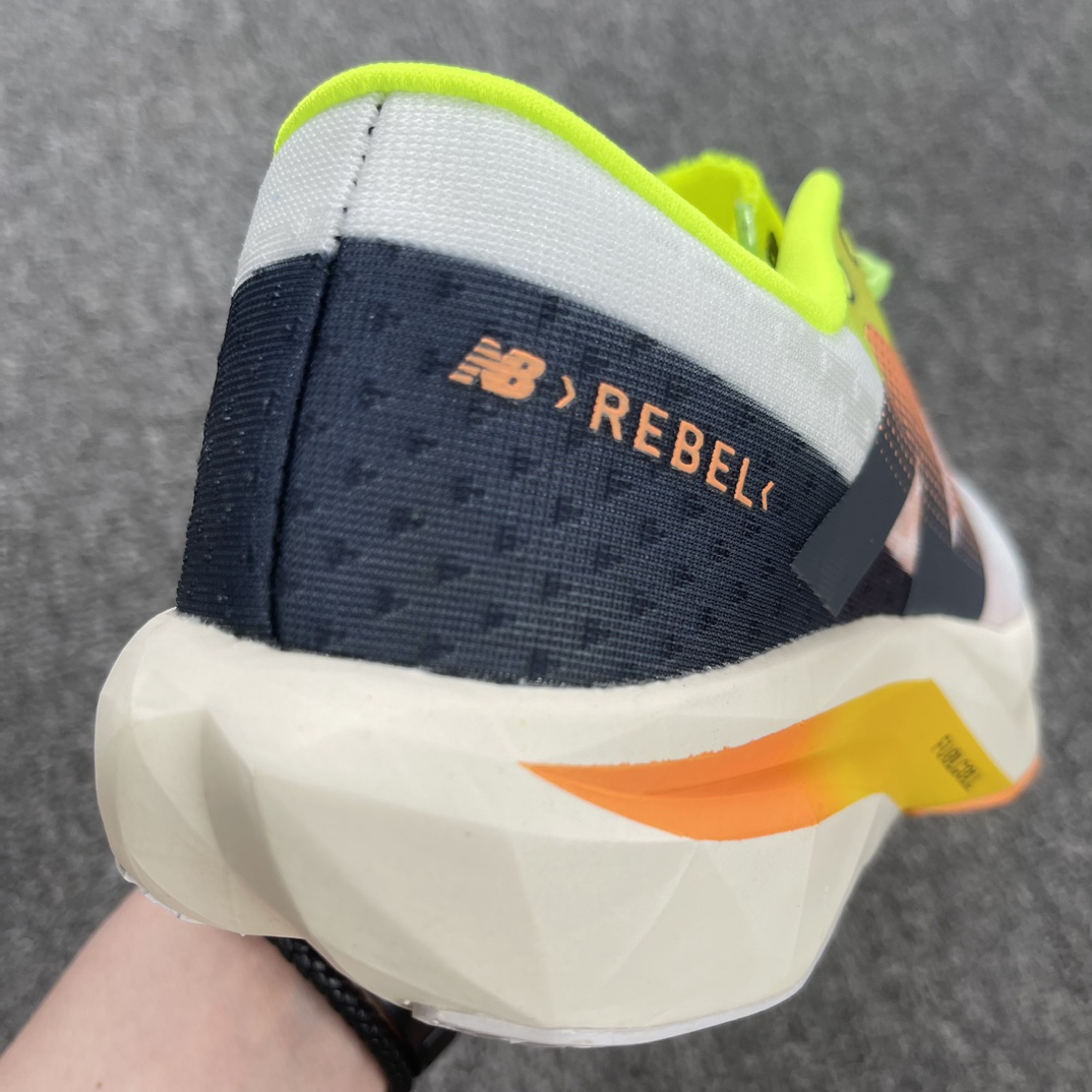 Z版NewBalanceFuelCellRebelV4菁英网布減震防滑低帮跑步鞋青灰黑货号MFCXLA4