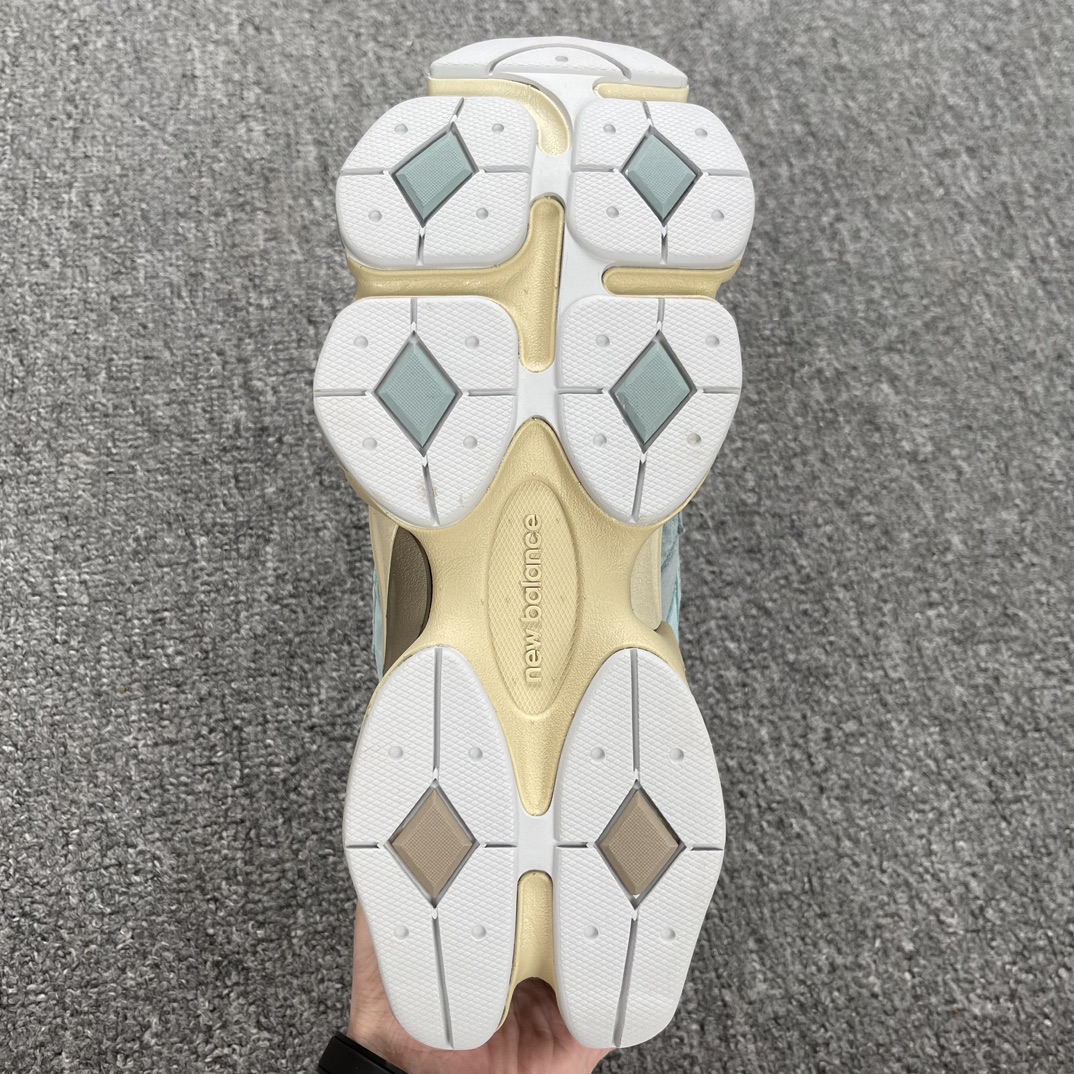 AY版本🔻福利🔥 纯原 New Balance NB9060系列 新百伦绒面革网布经典百搭防滑耐磨透气低