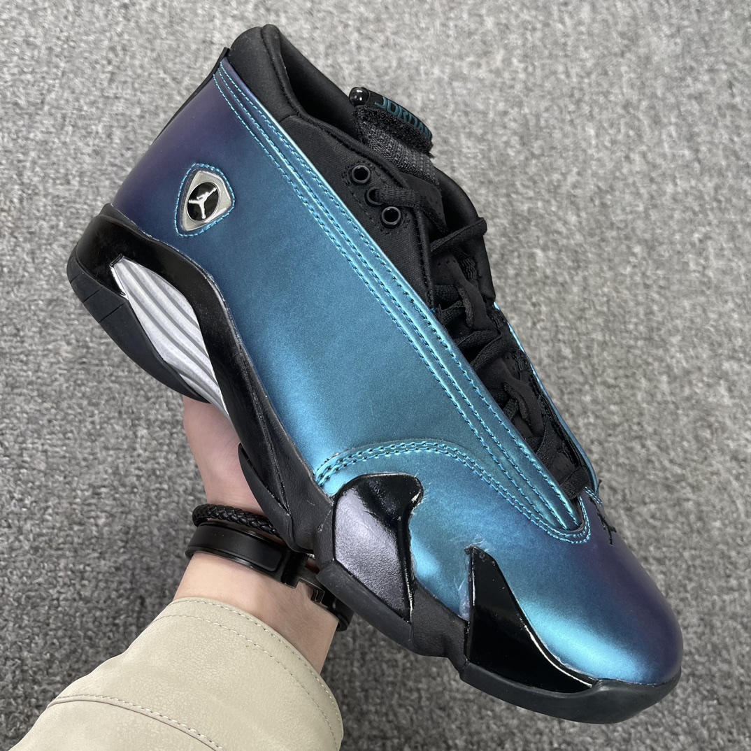 特价--
老牌外贸工厂 乔丹 九色 福利 清仓特价🔻之前半价Air Jordan 14 紫蓝 实拍 正常