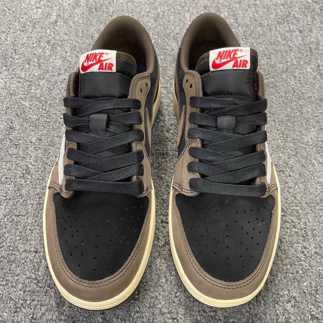 特价--
爆卖🔻福利 年末弄了一批 清远产的原皮 六个颜色 Travis Scott Low 1.0 棕